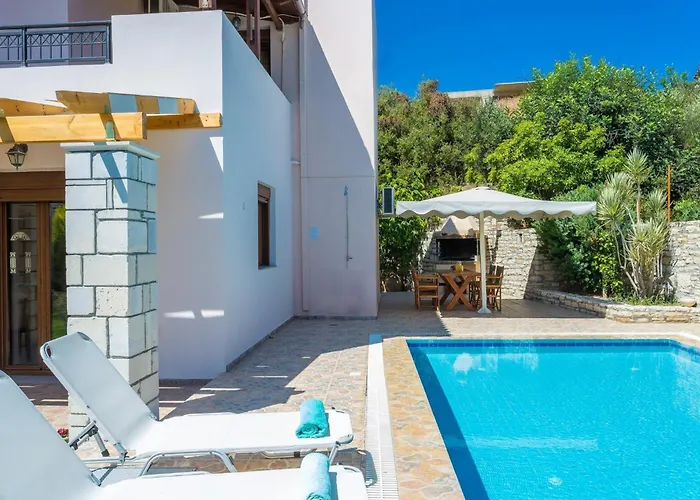 Villas Roumeli