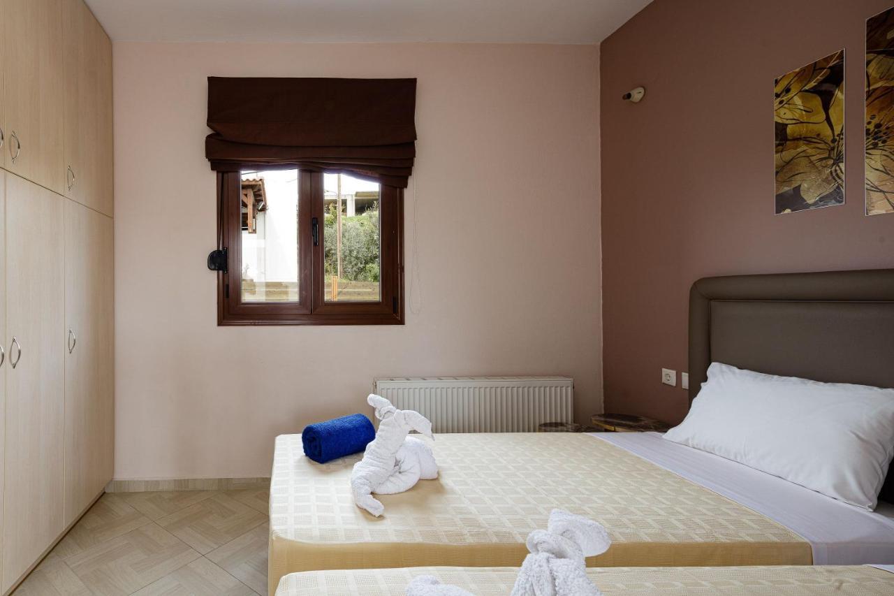 Villas Roumeli Villa *
